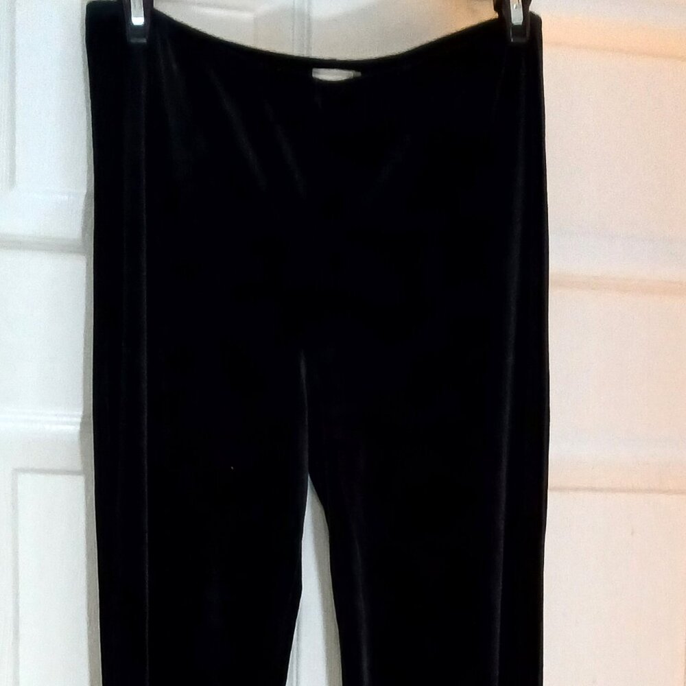 Mine USA Woman Velvet Pants Black Medium